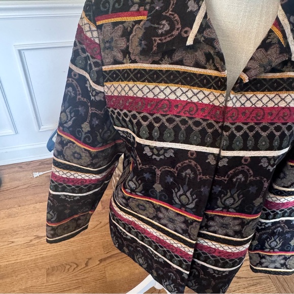 Coldwater Creek Womens Sz medium open 
Tapestry‎ Colorful Blazer Jacket - Picture 3 of 10